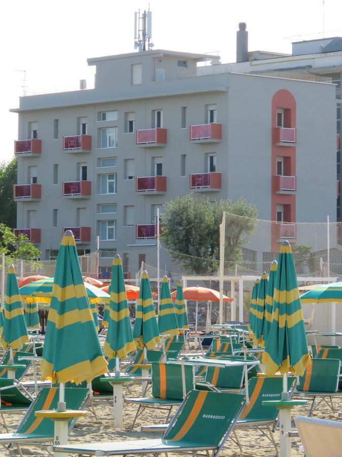 Hotel Cliff Rimini Extérieur photo